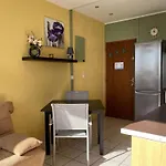 T2 Lumineux Avec Terrasse Et Climatisation - Fr-1-553-253 *